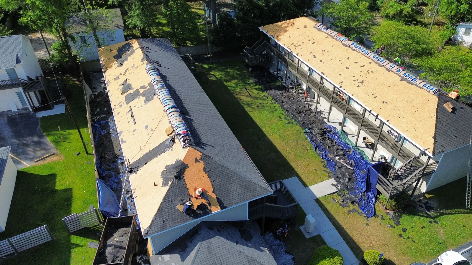 Multifamily roof replacement in progress in North Charleston