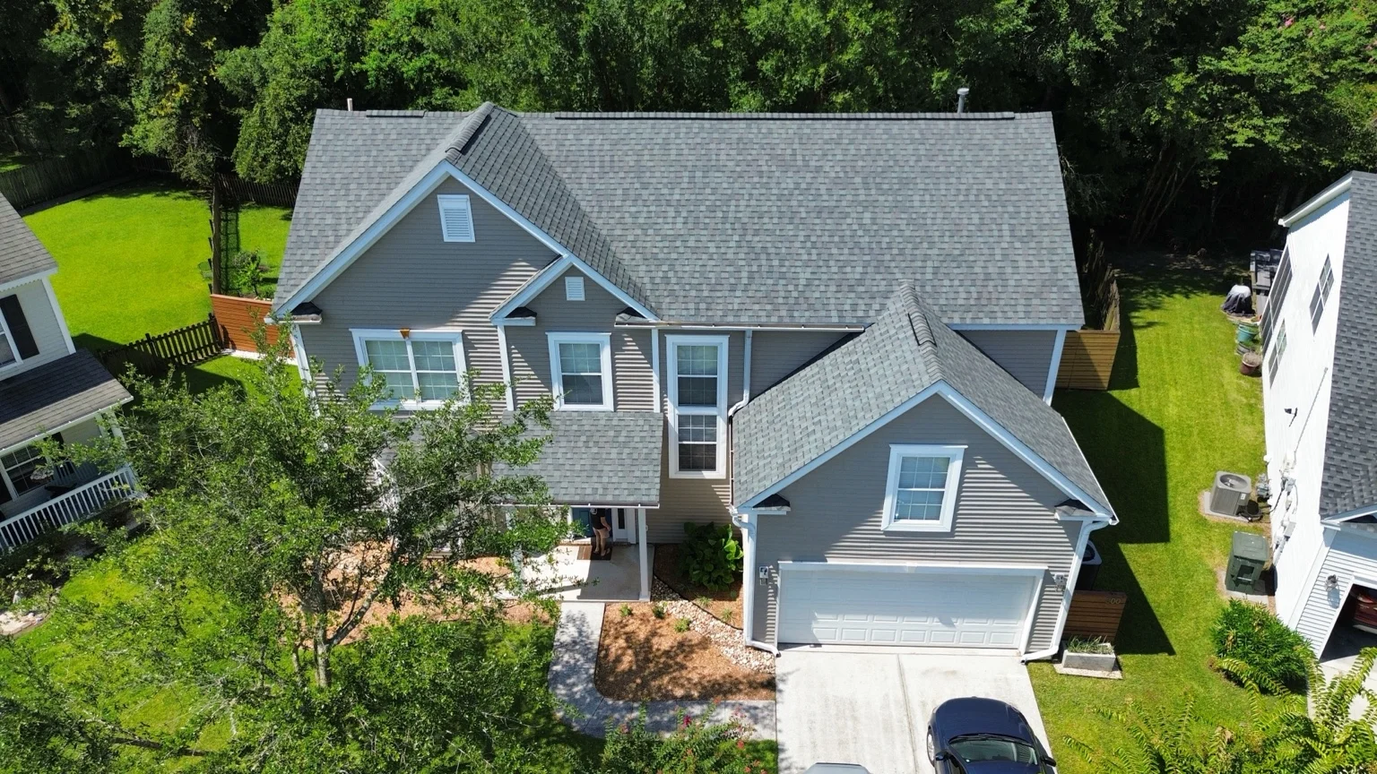 A completed Lucky Dog Roofing shingle roof on a Lowcountry home